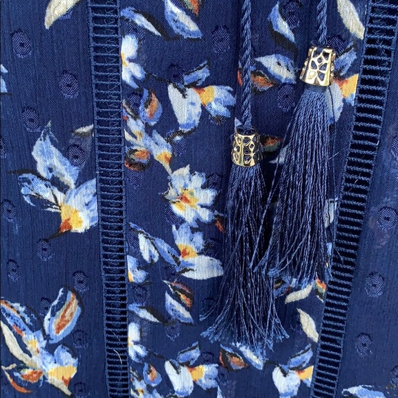 White House Black Market Blue Floral Bell Sleeve Boho Lined Dress New - Picture 6 of 9